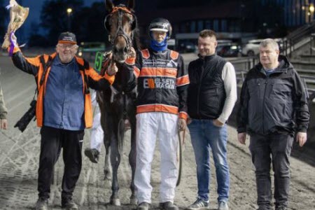 Stall Riksten Norsk Rikstoto